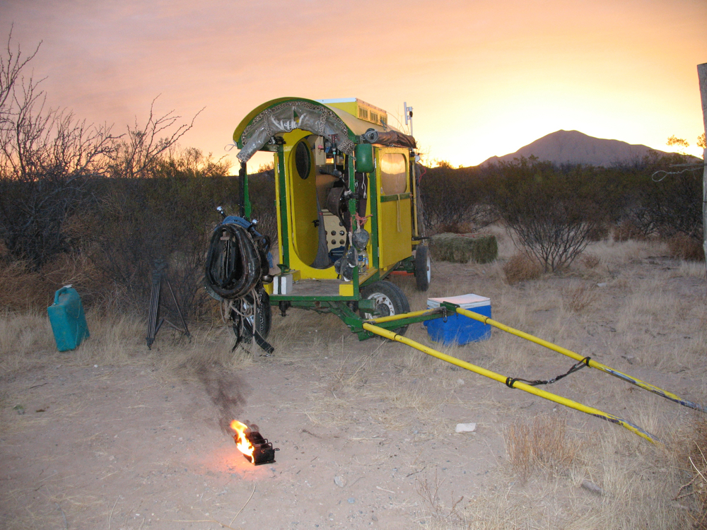 Bernie's Optimus Ranger 8R stove in the Texas desert.